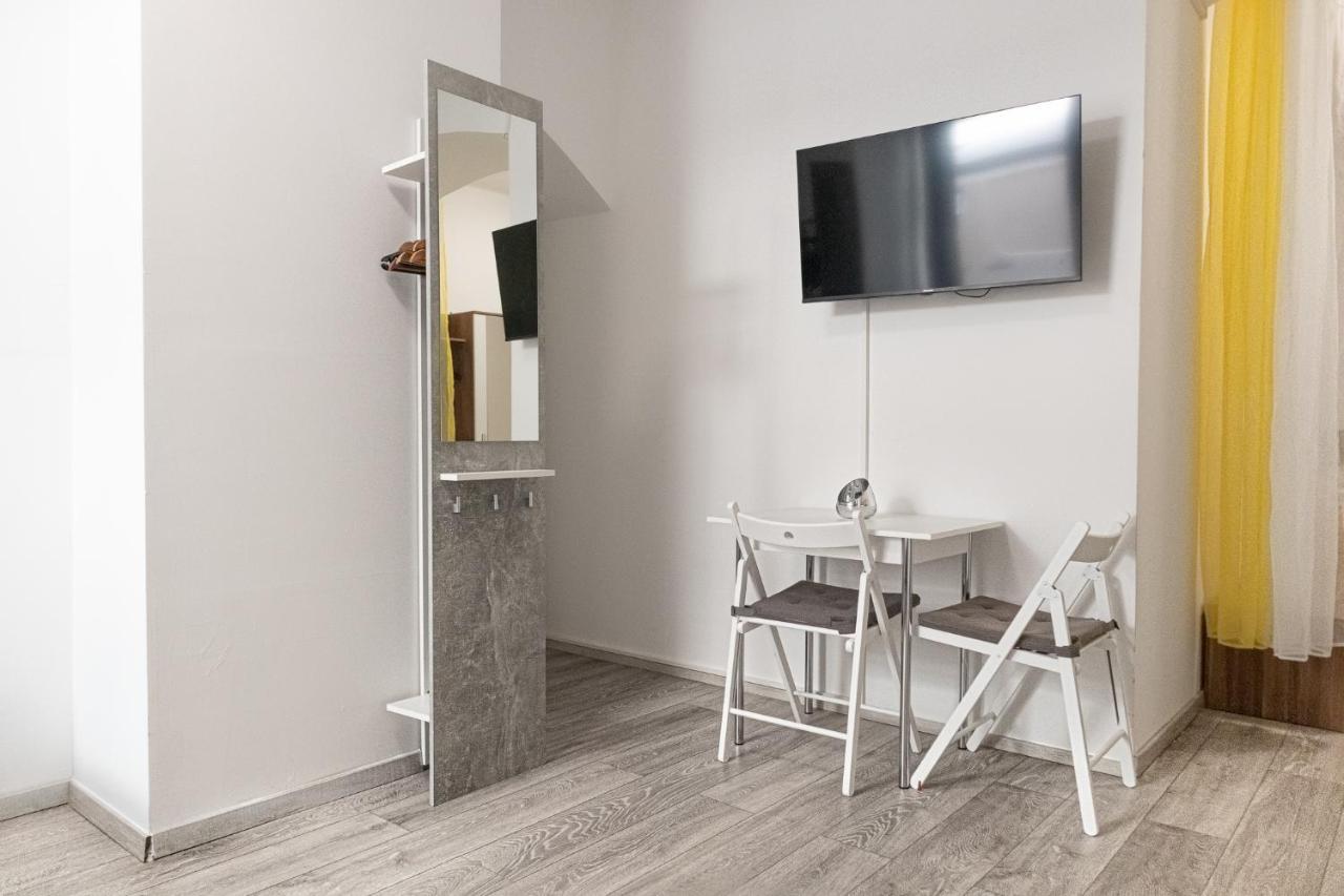 3 Standard Rooms Near Hauptbahnhof Vienna Exterior photo